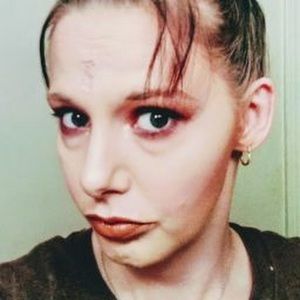 Meet your Posher, Kay